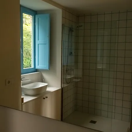 La Casa De Cristales Outes